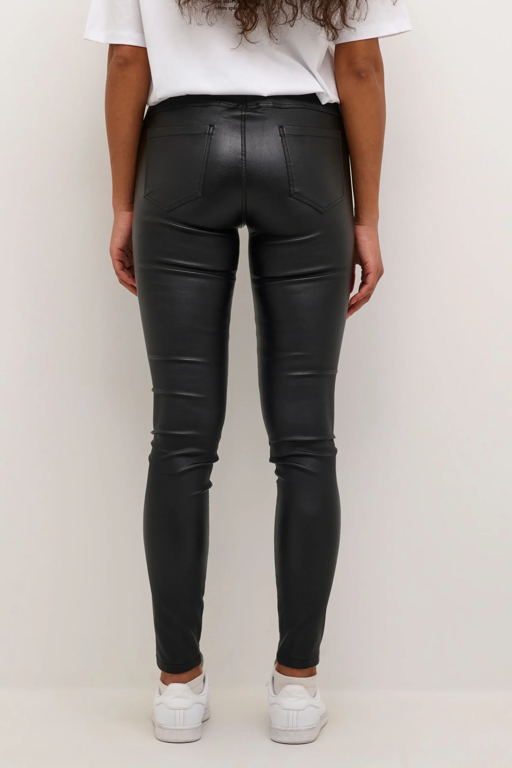 Ada Jeans