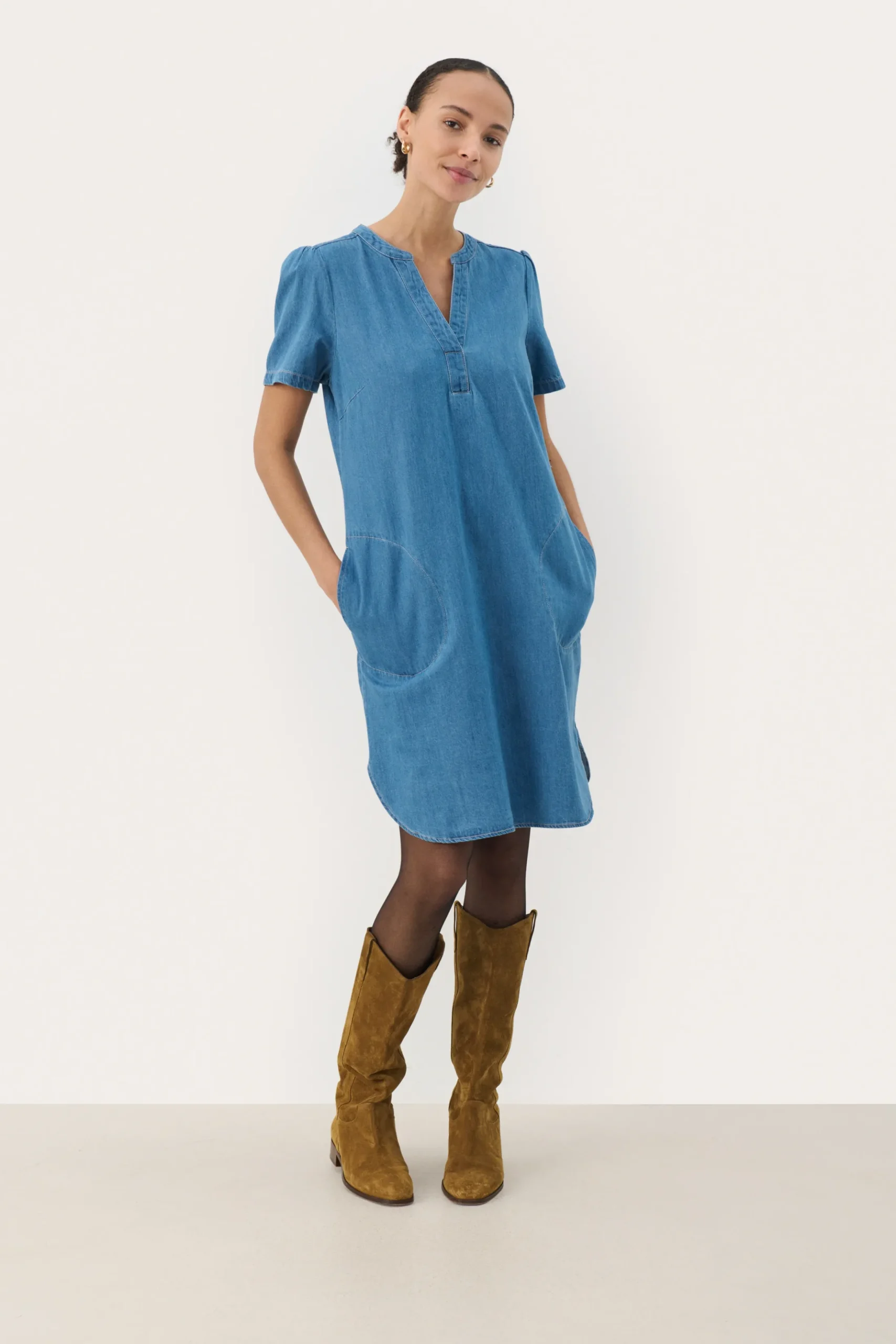 AminasePW Dress