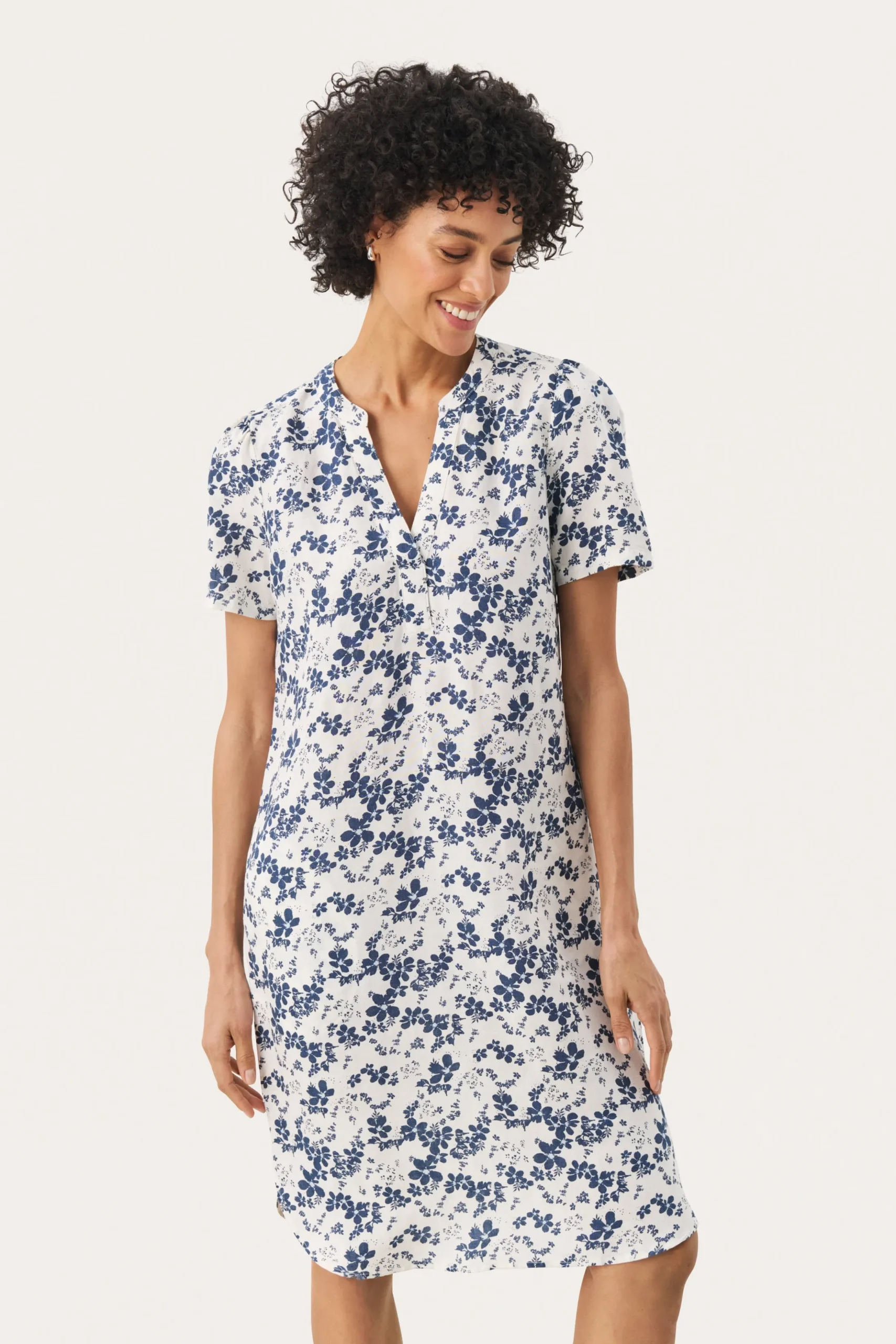 AminasePW Dress