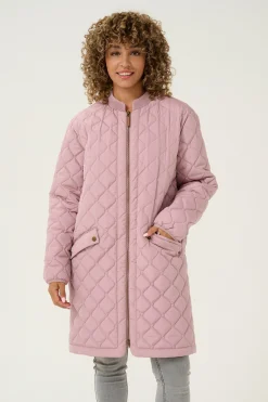ArwenCR Outerwear