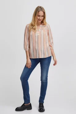 Blouse with long sleeve
