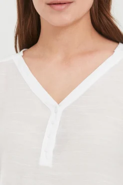Blouse with short sleeve