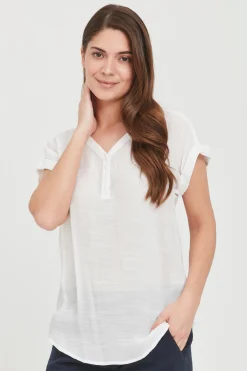 Blouse with short sleeve