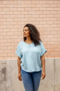 Blouse with short sleeve