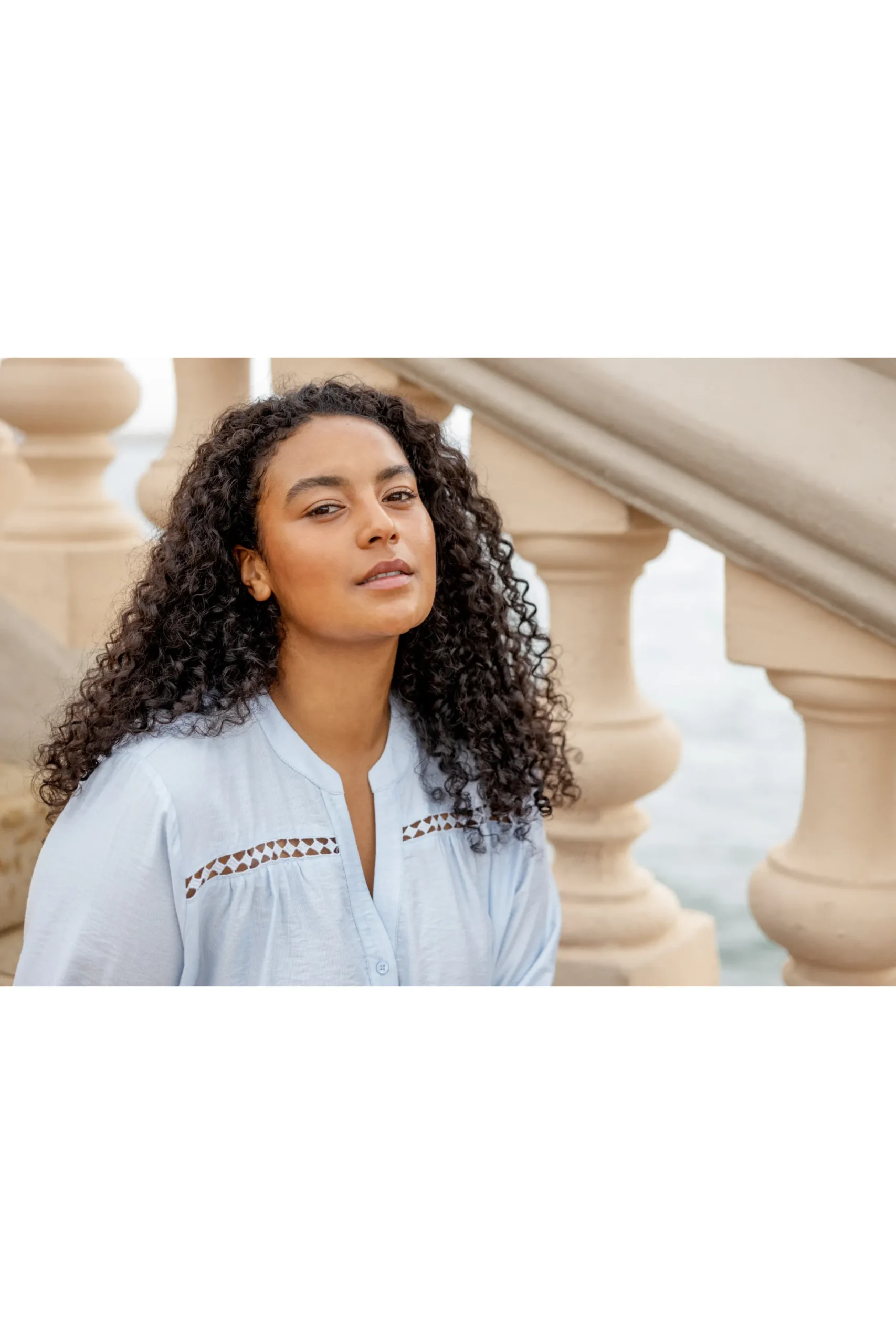 Blouse with short sleeve