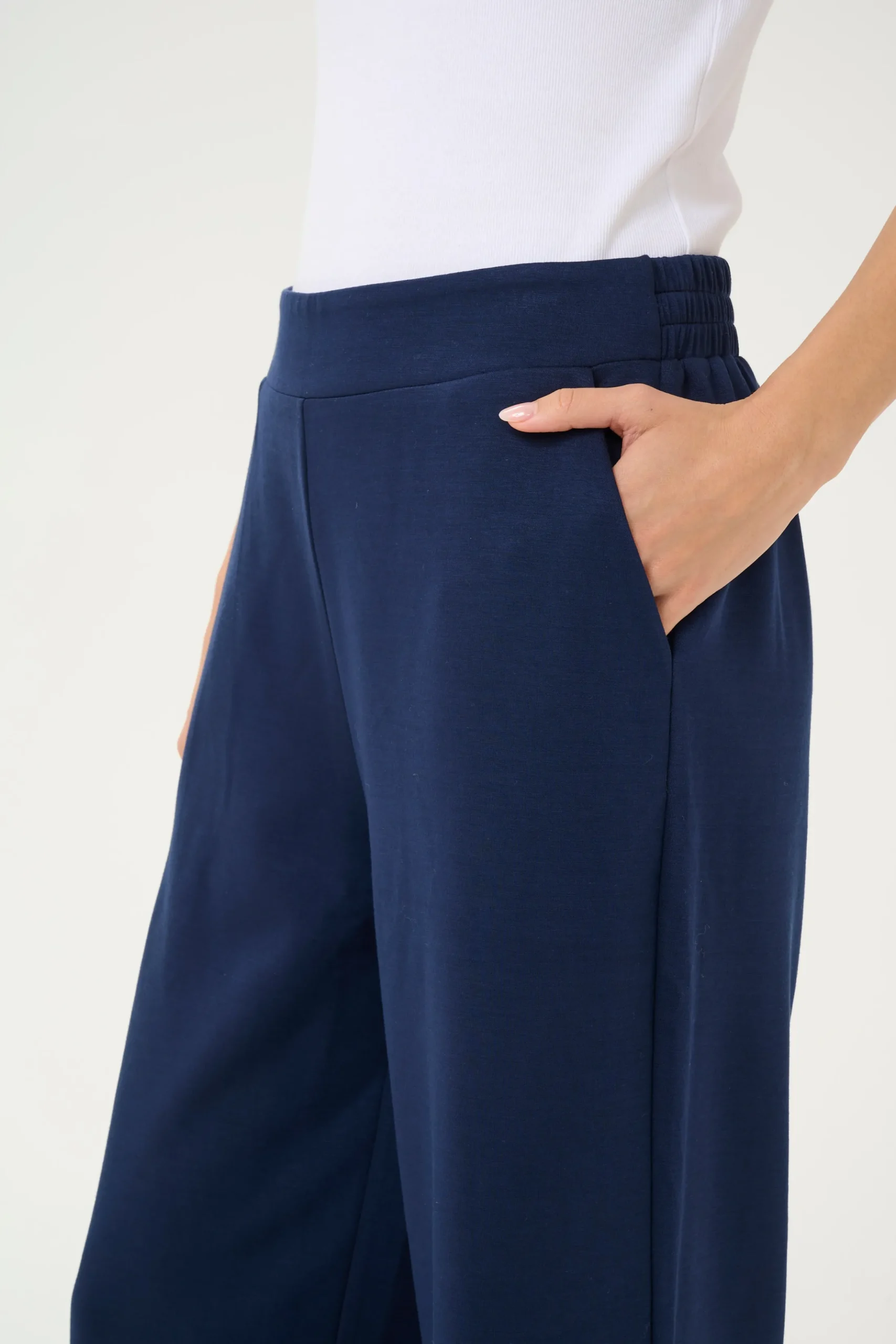 BPadona Trousers