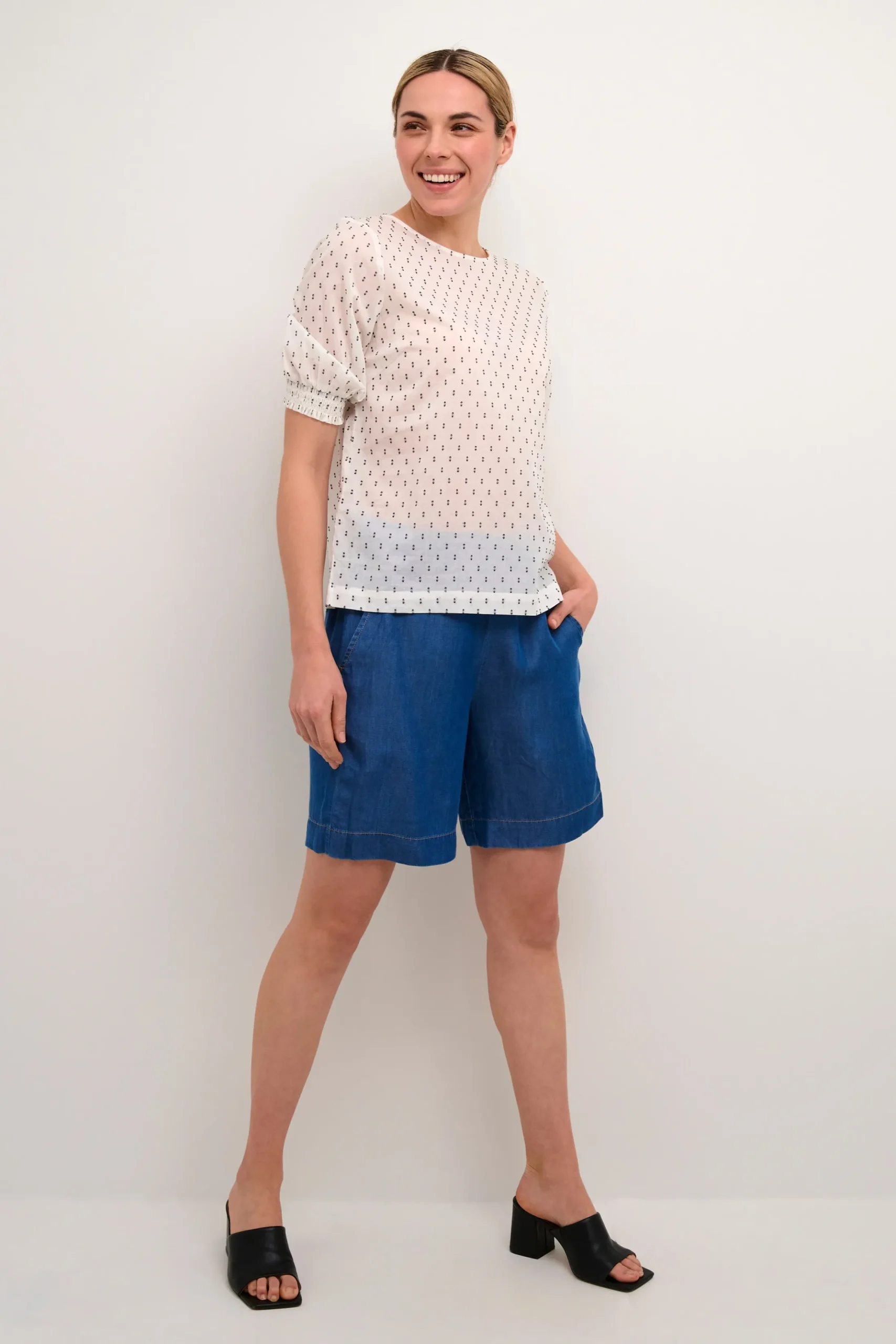 BPeldora Blouse