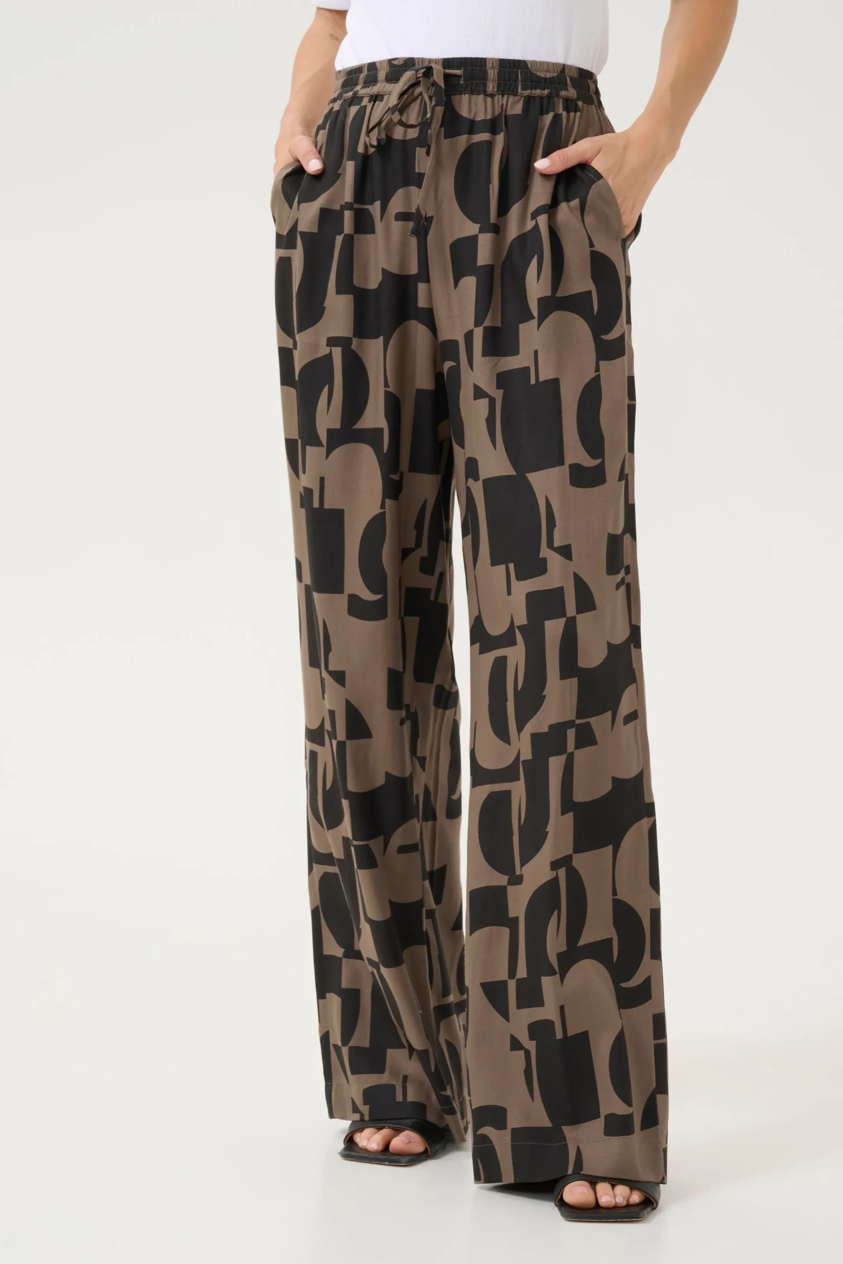 BPzia Trousers