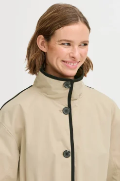 BYAMONA Outerwear