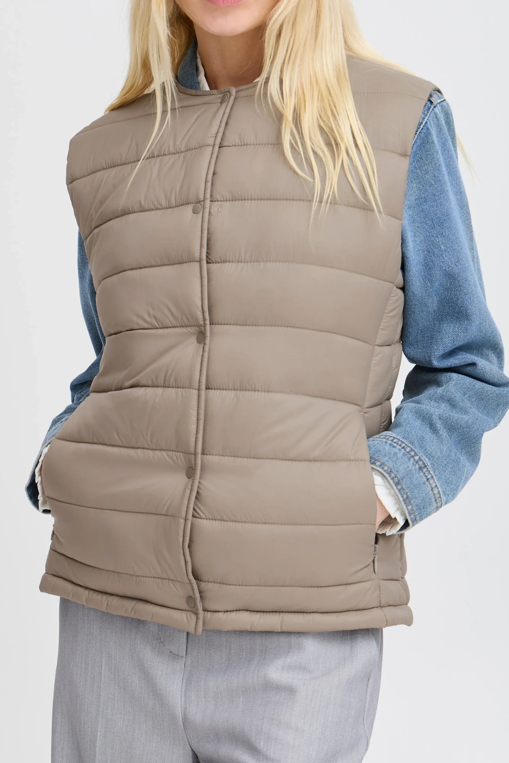 BYBERTA Waistcoat outerwear