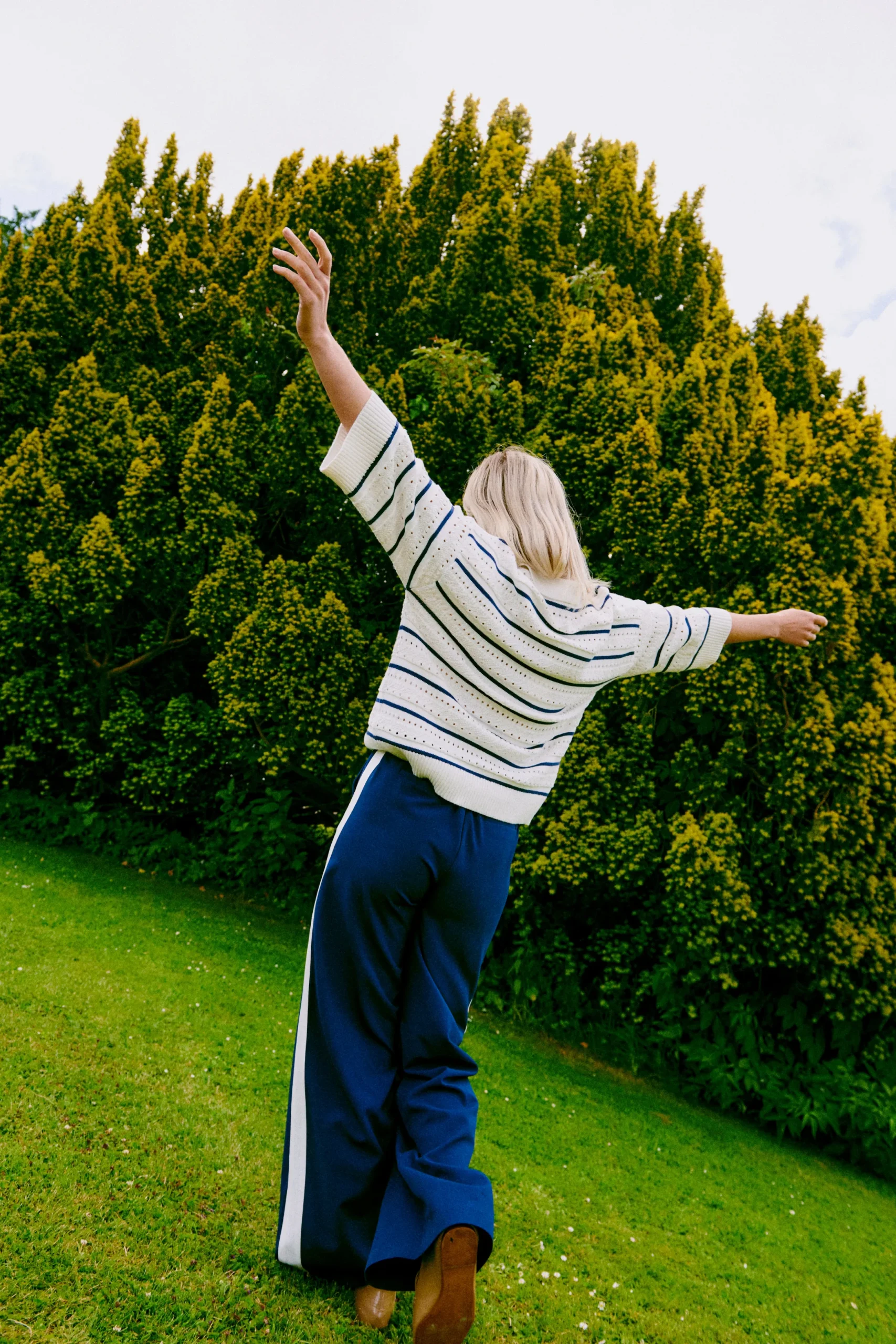 BYDANTA Trousers