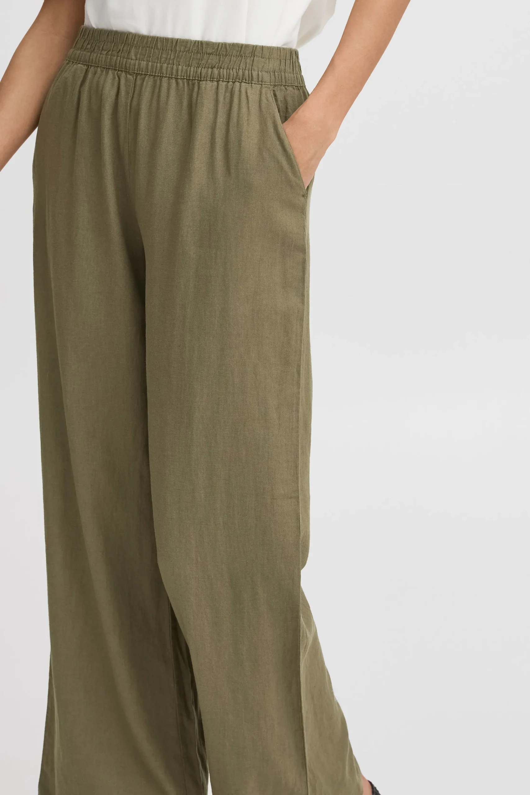 BYFALAKKA Trousers
