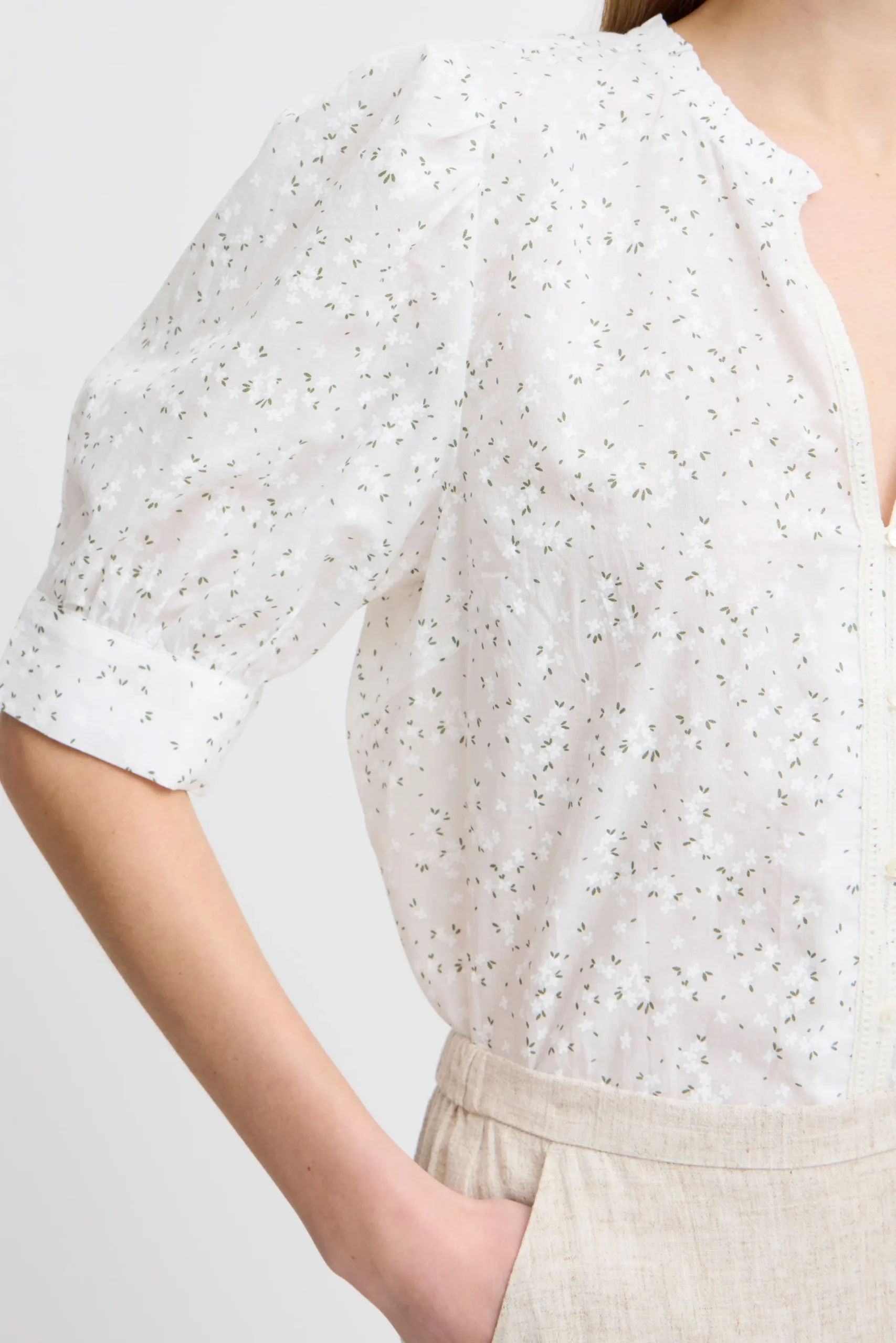 BYJAKAYLA Blouse