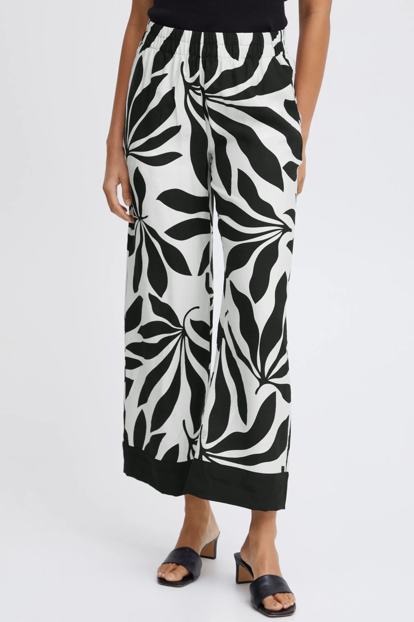 BYJANINA Trousers