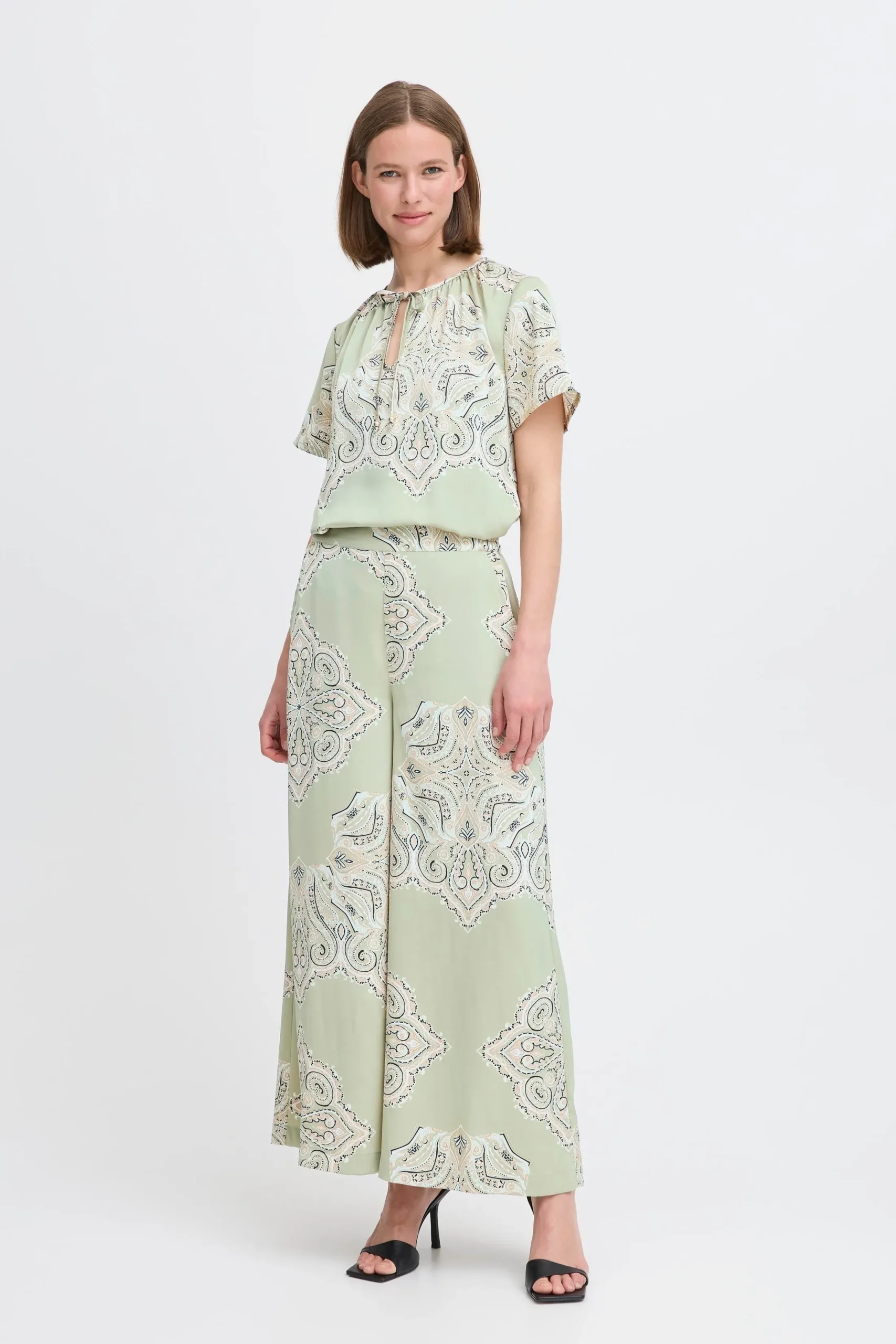 BYJANNIKE Trousers