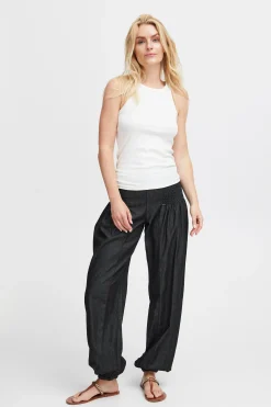 Casual pants