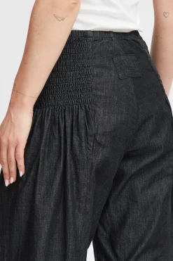 Casual pants