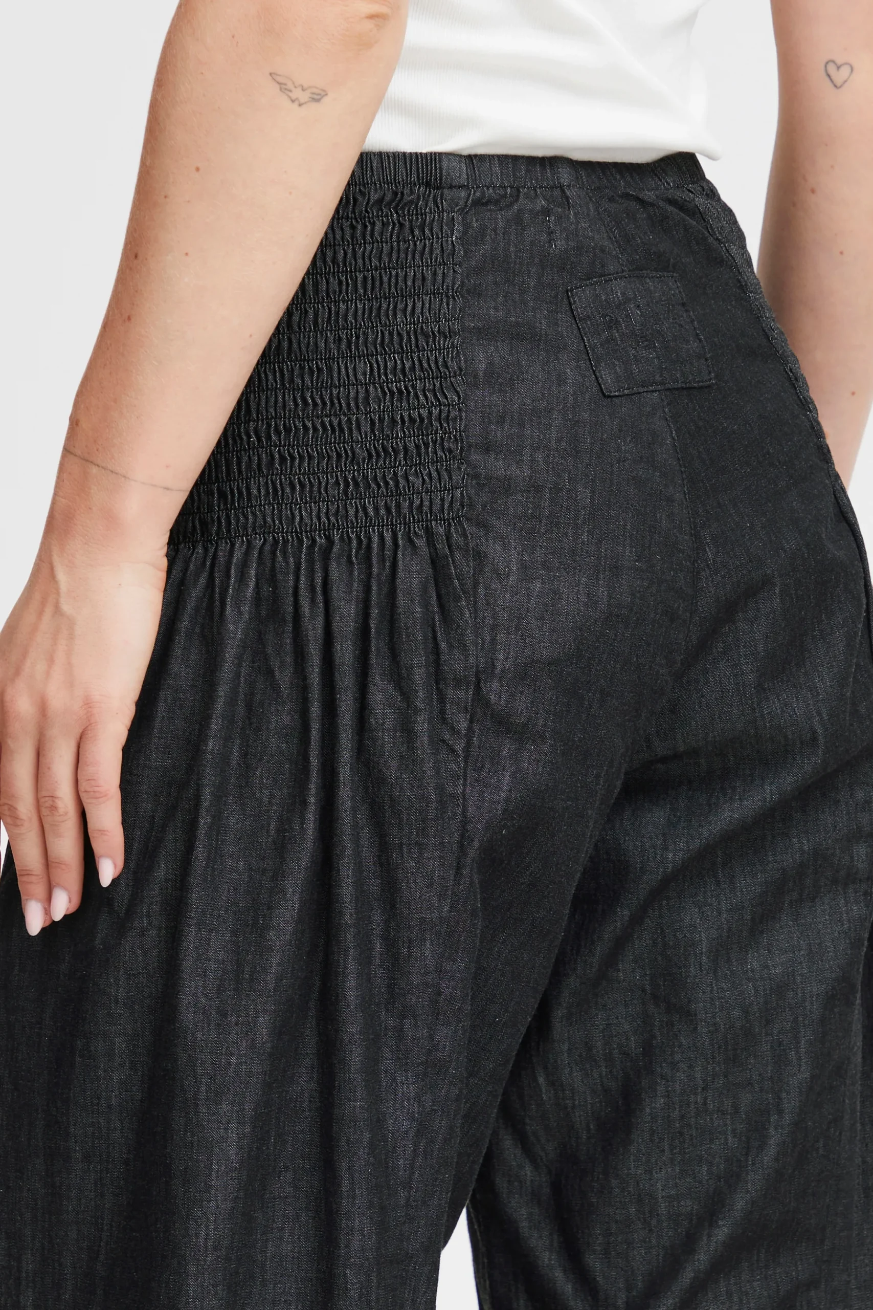 Casual pants