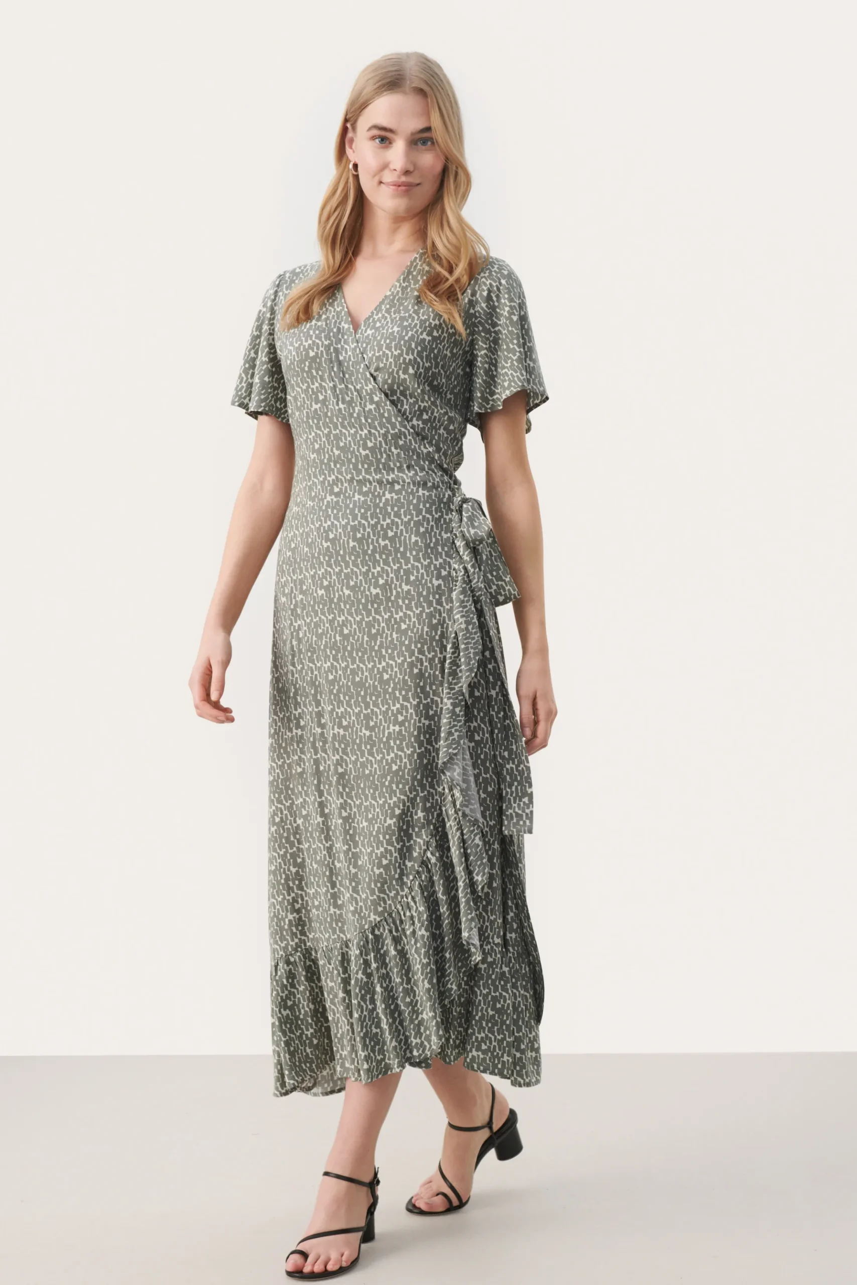 ClarinaPW Dress