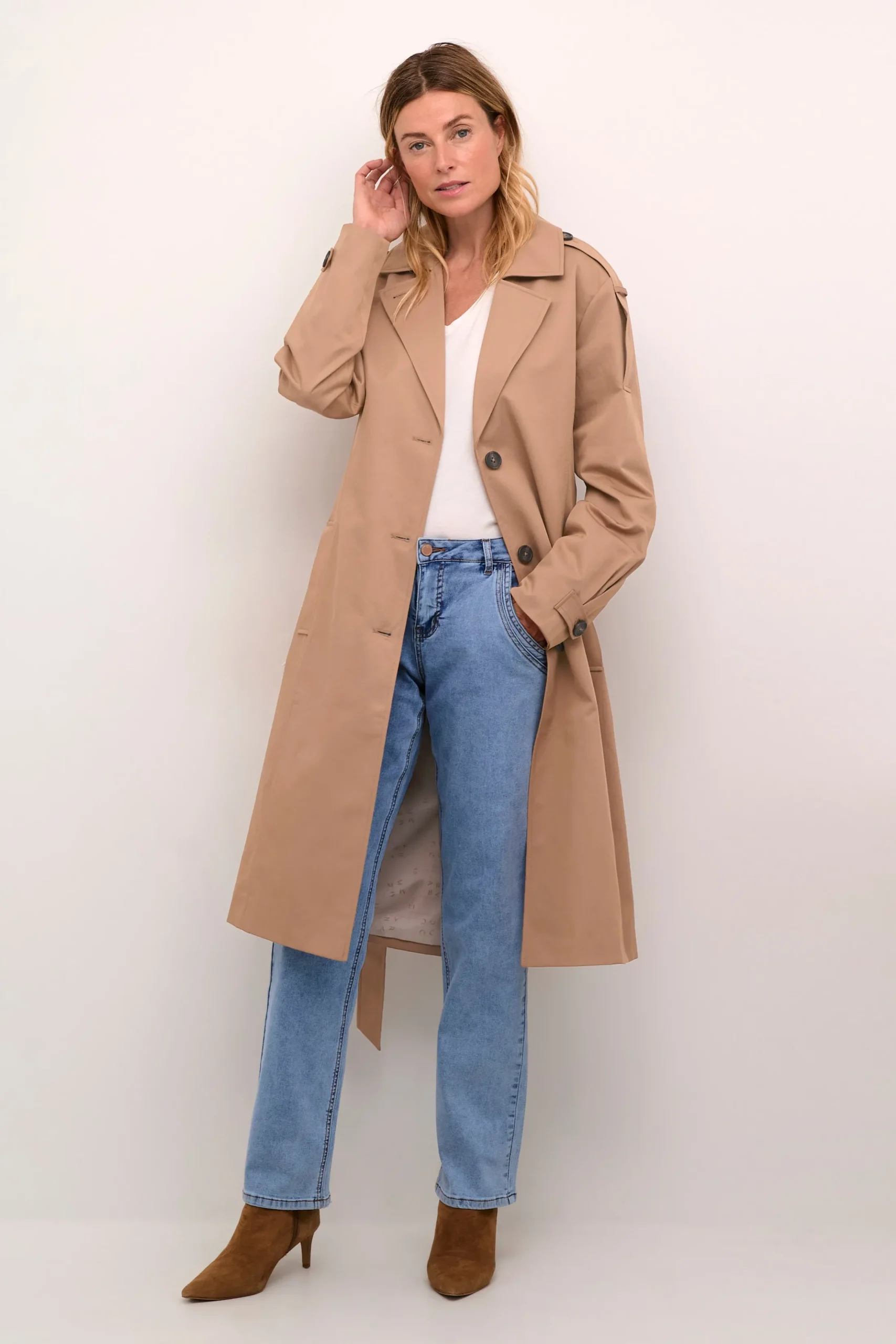 CRRea Outerwear