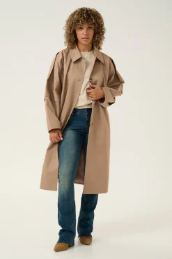 CRThura Outerwear