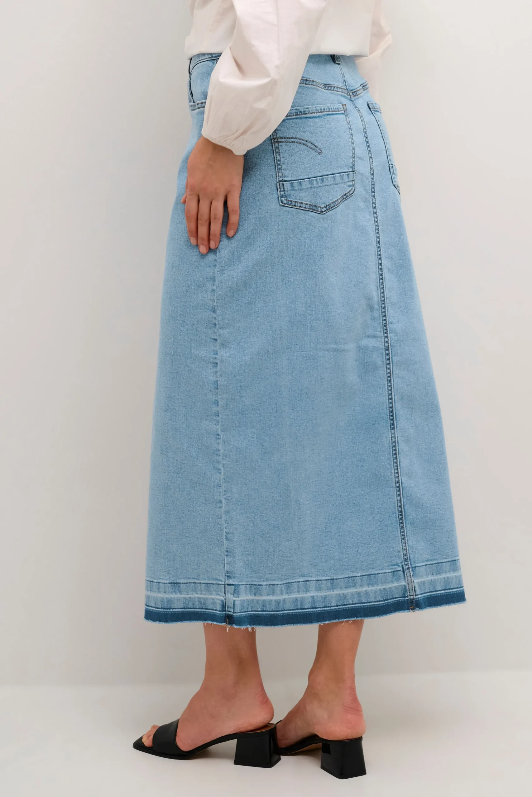 CUami Skirt