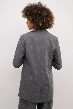 CUannlise Blazer