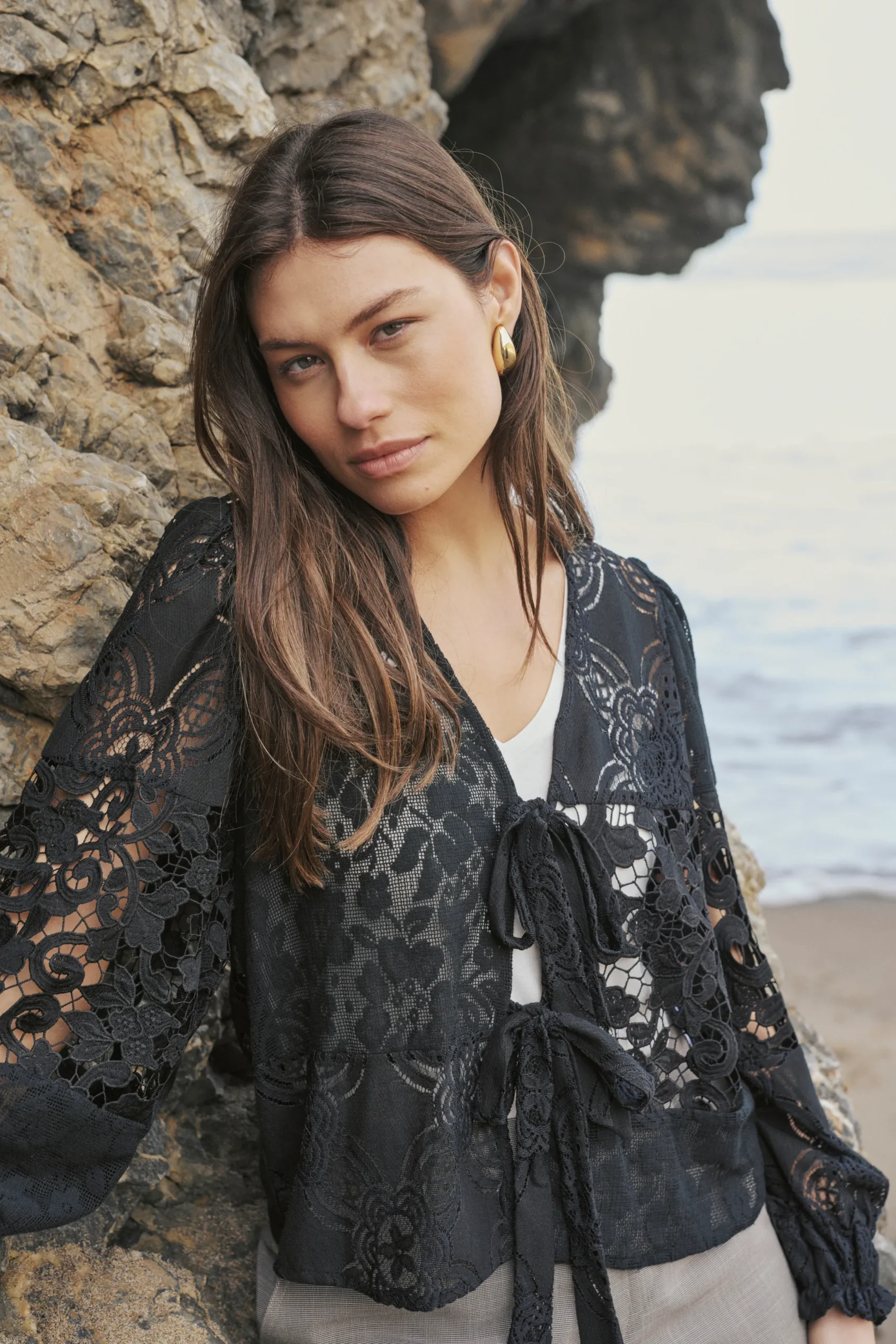 CUbow Blouse
