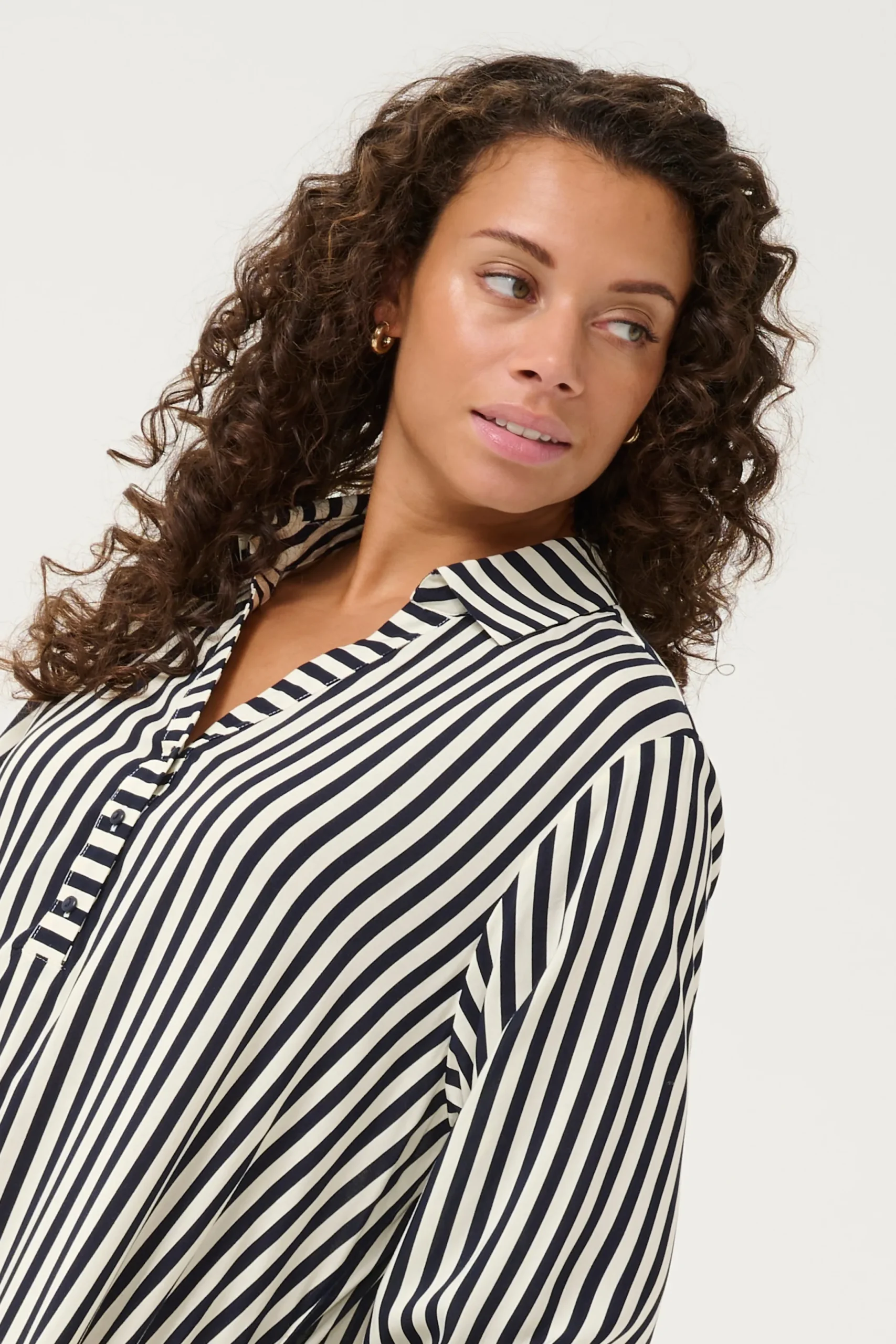 CUdenia Dress