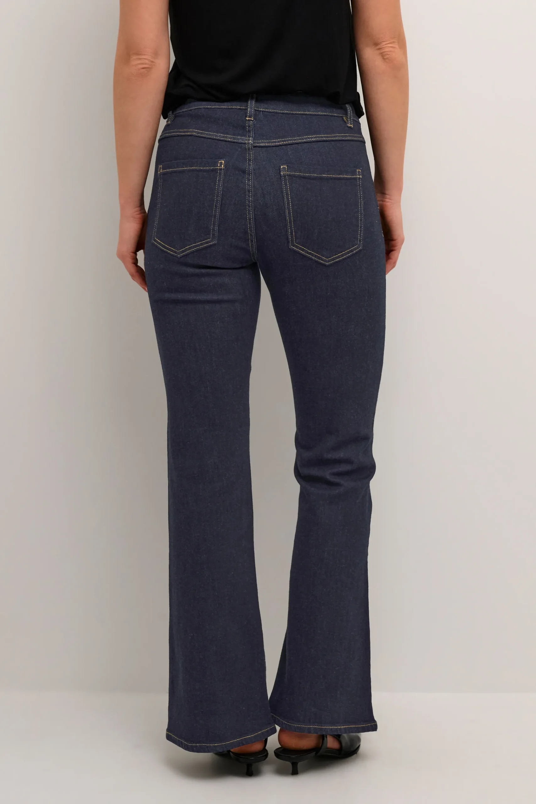 CUflara Jeans