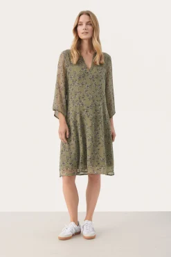 ElkaPW Dress