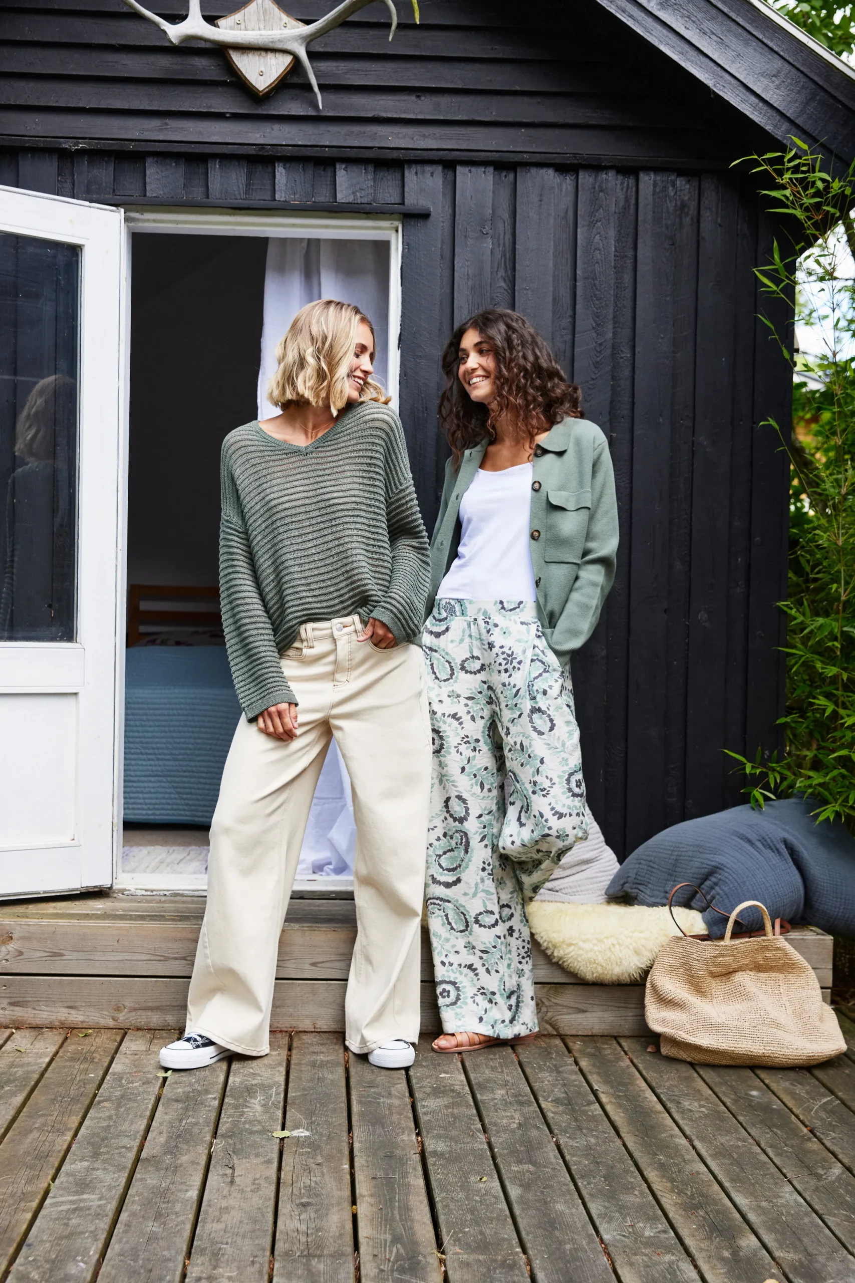 FRARIANA Trousers