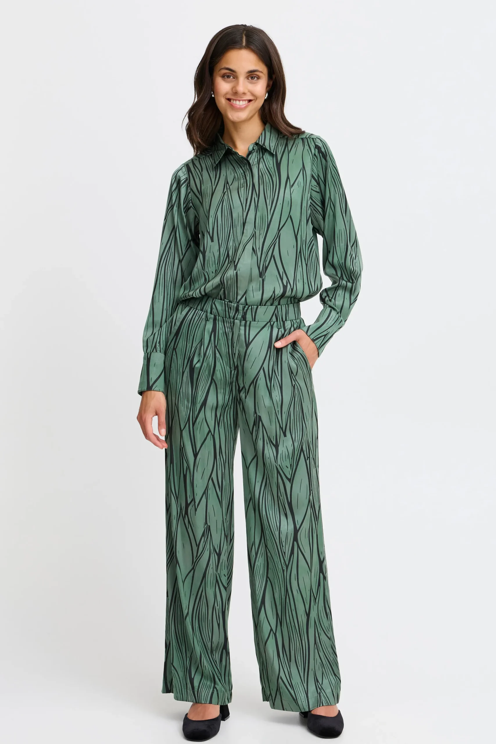 FRATELIER Trousers