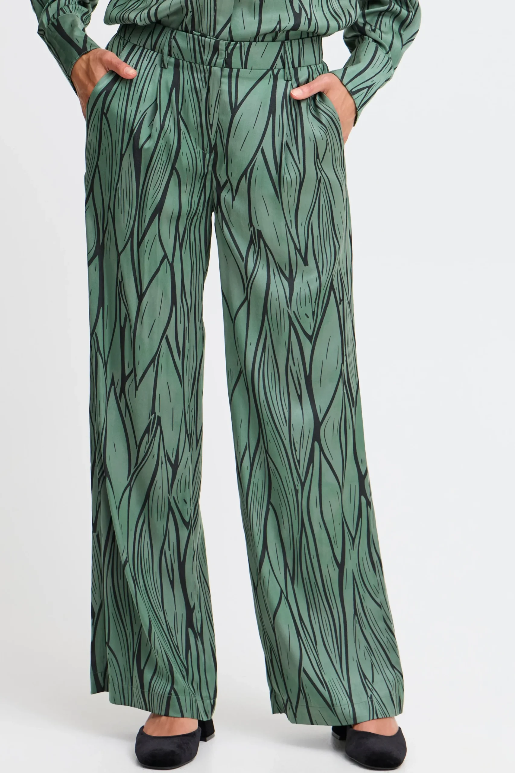 FRATELIER Trousers