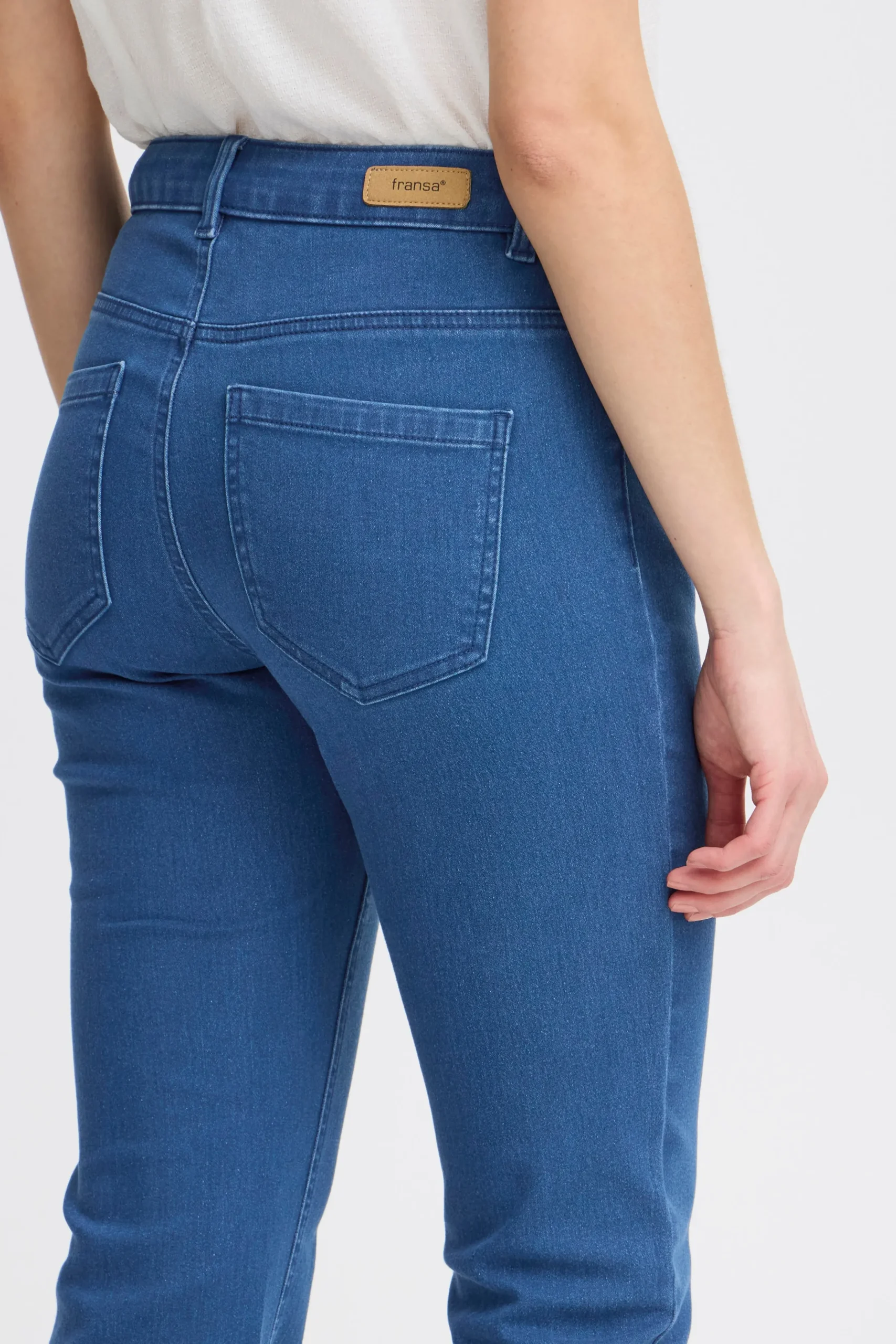 FRLUXE Capri pants