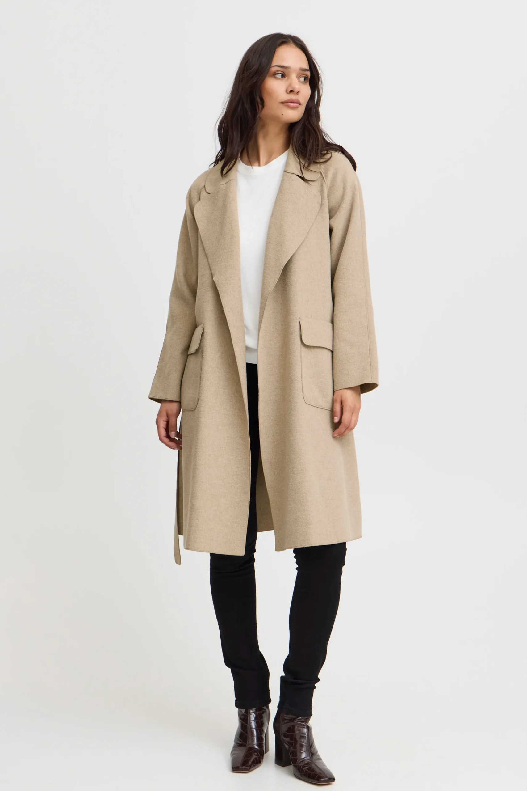 FRMADILINA Outerwear