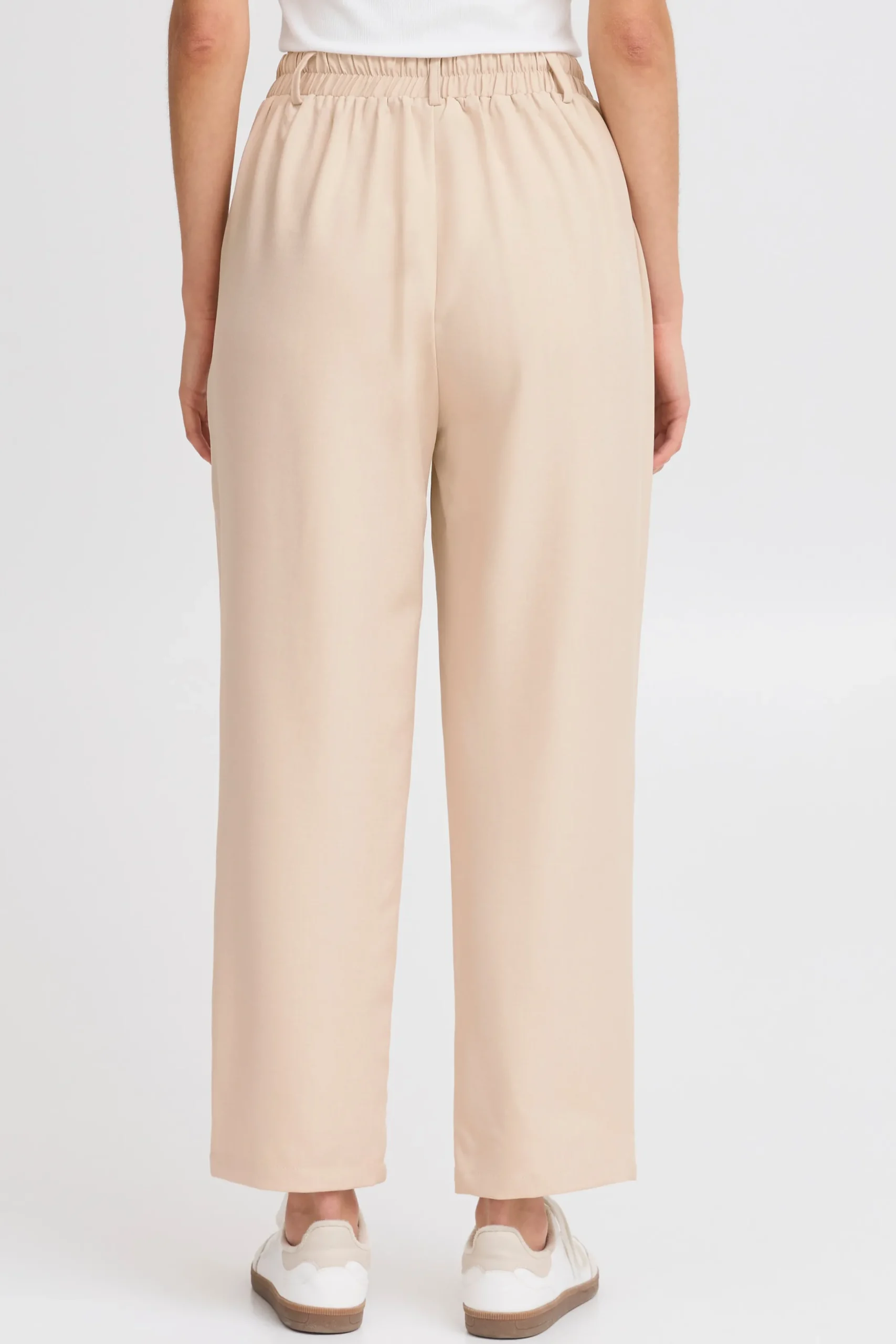 FRMAREENA Trousers