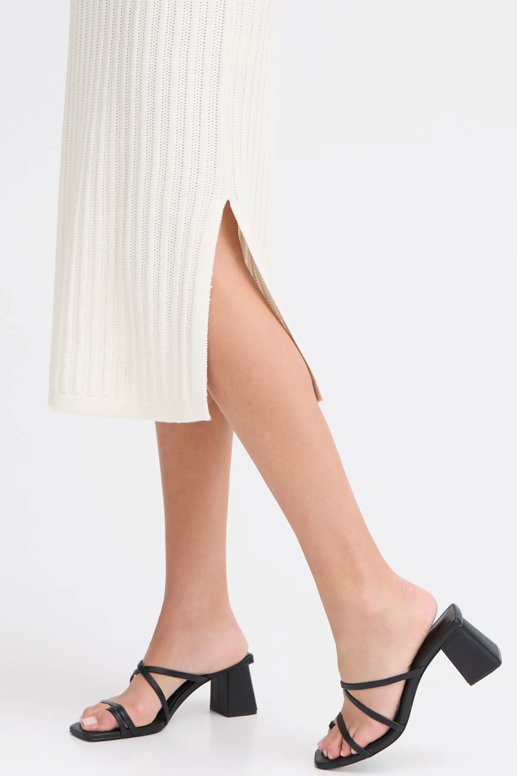 FROFELINA Dress