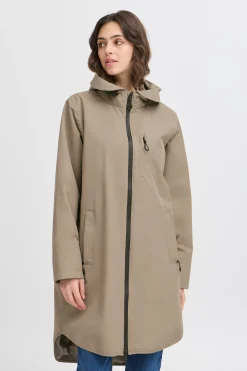 FRSHELLY Outerwear