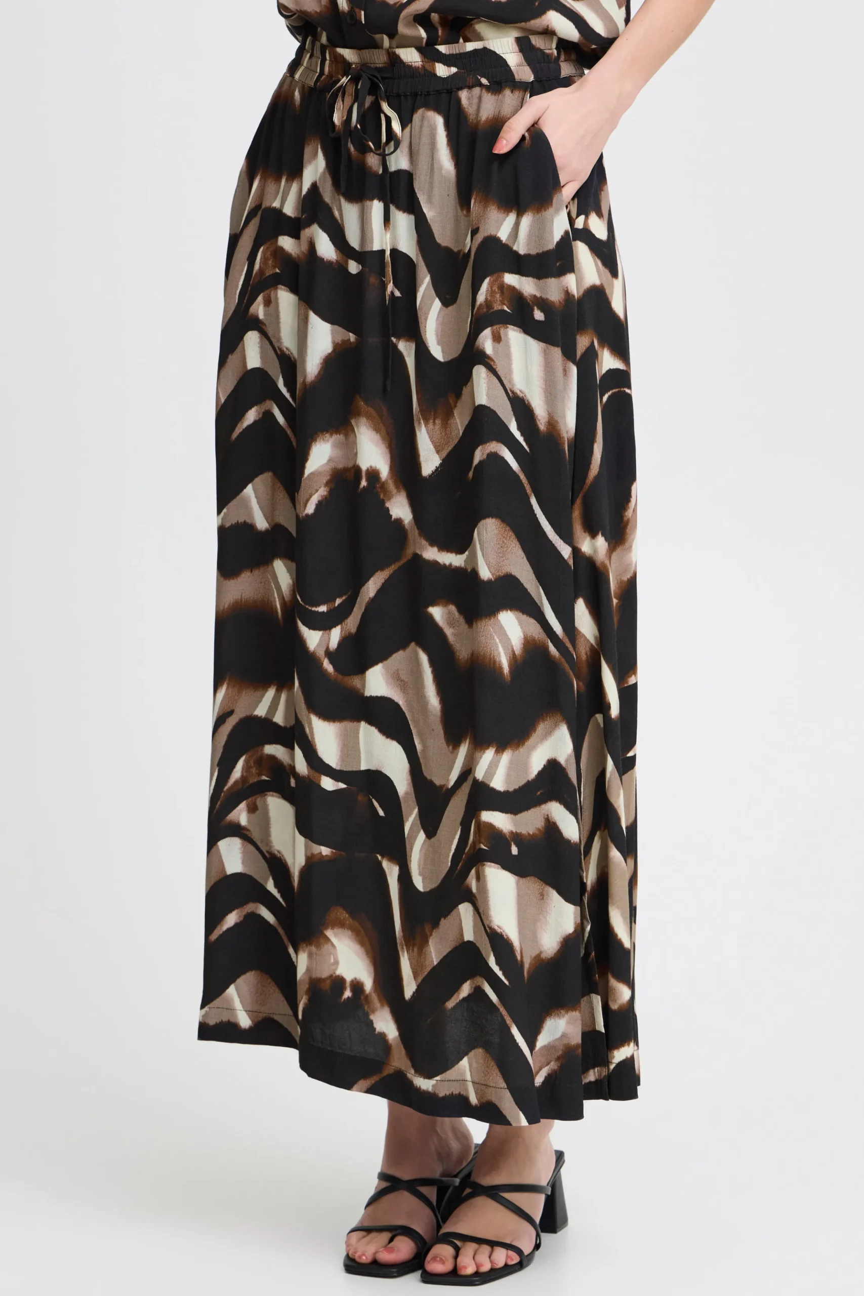 FRWAVE Skirt