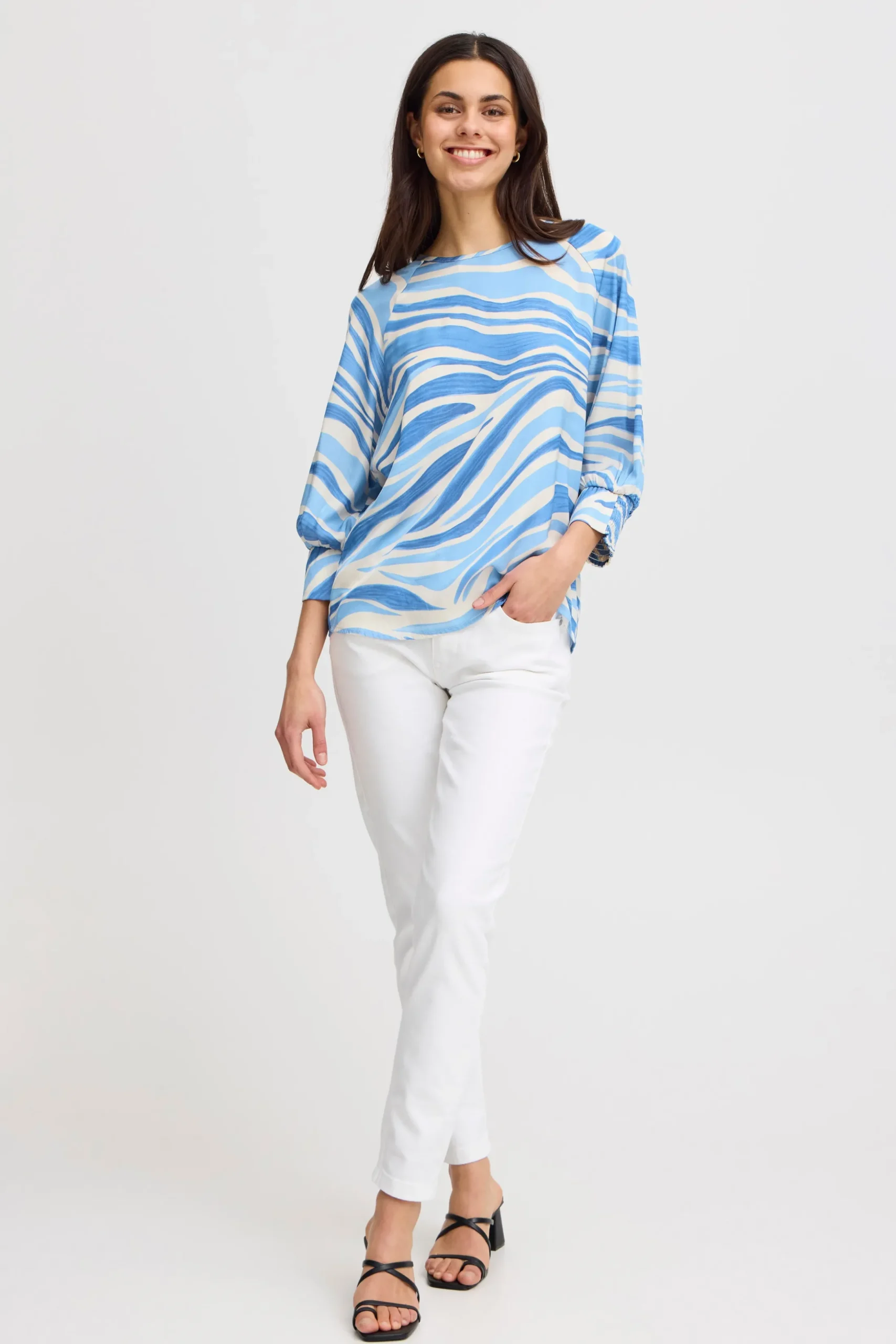 FRZENA Blouse