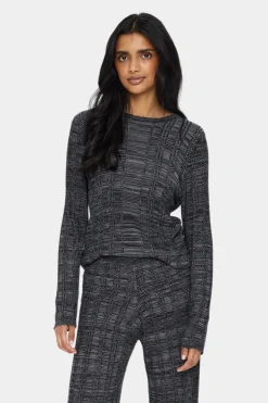 GwenSZ Pullover