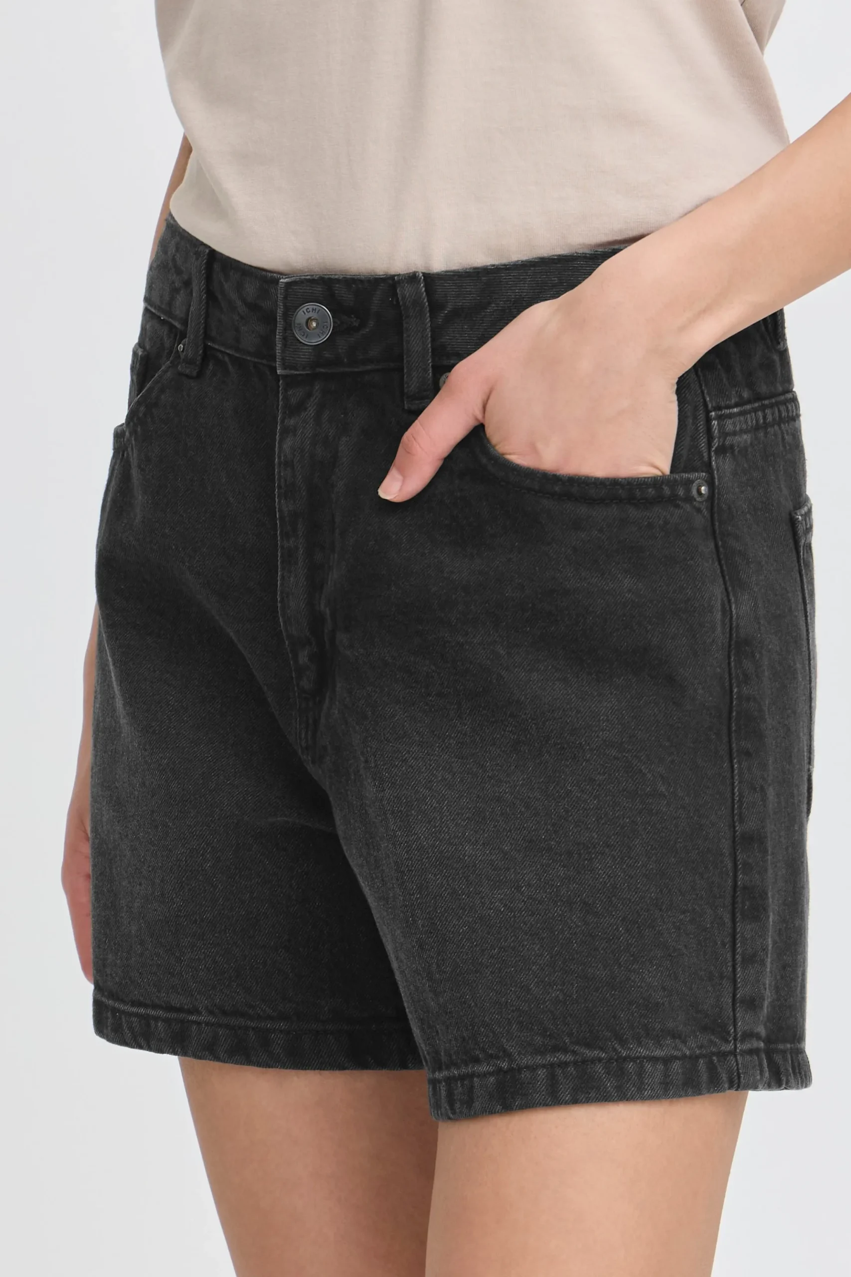 IHAVENY Shorts