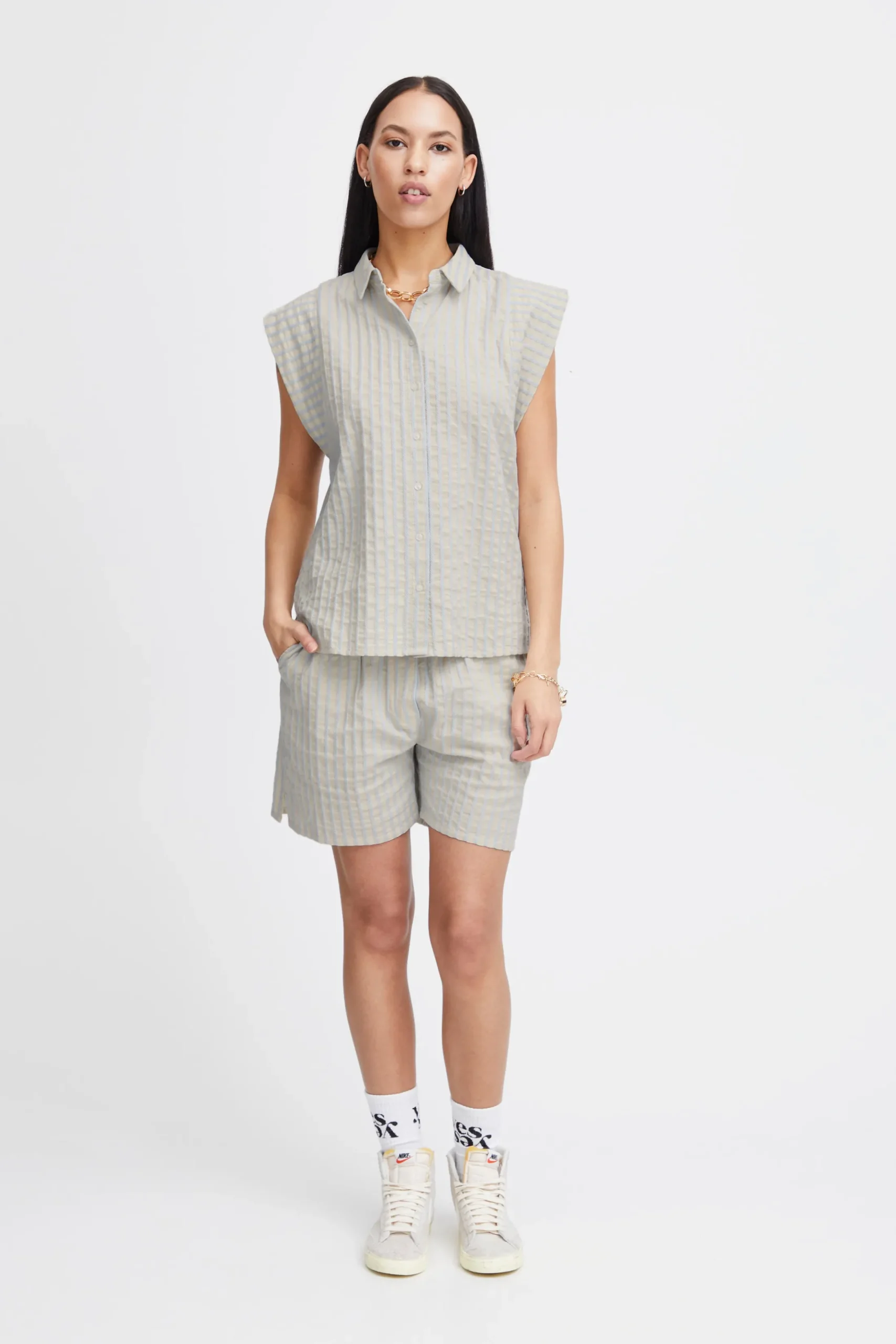 IHKADAYA Shorts