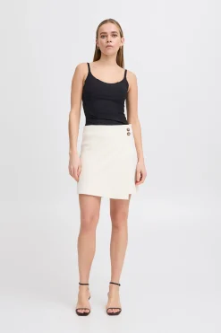 IHKATE Shorts