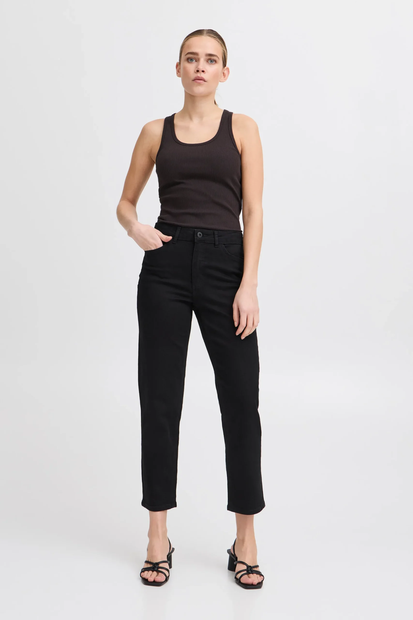 IHTWIGGY Jeans