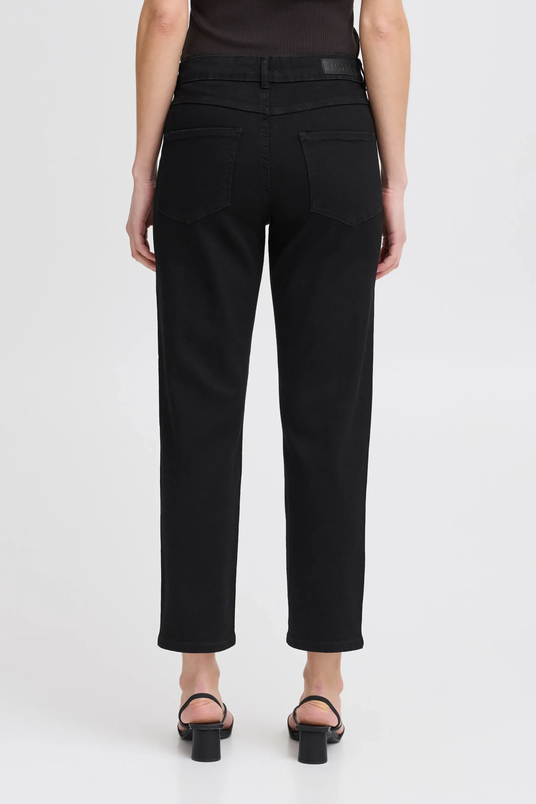 IHTWIGGY Jeans