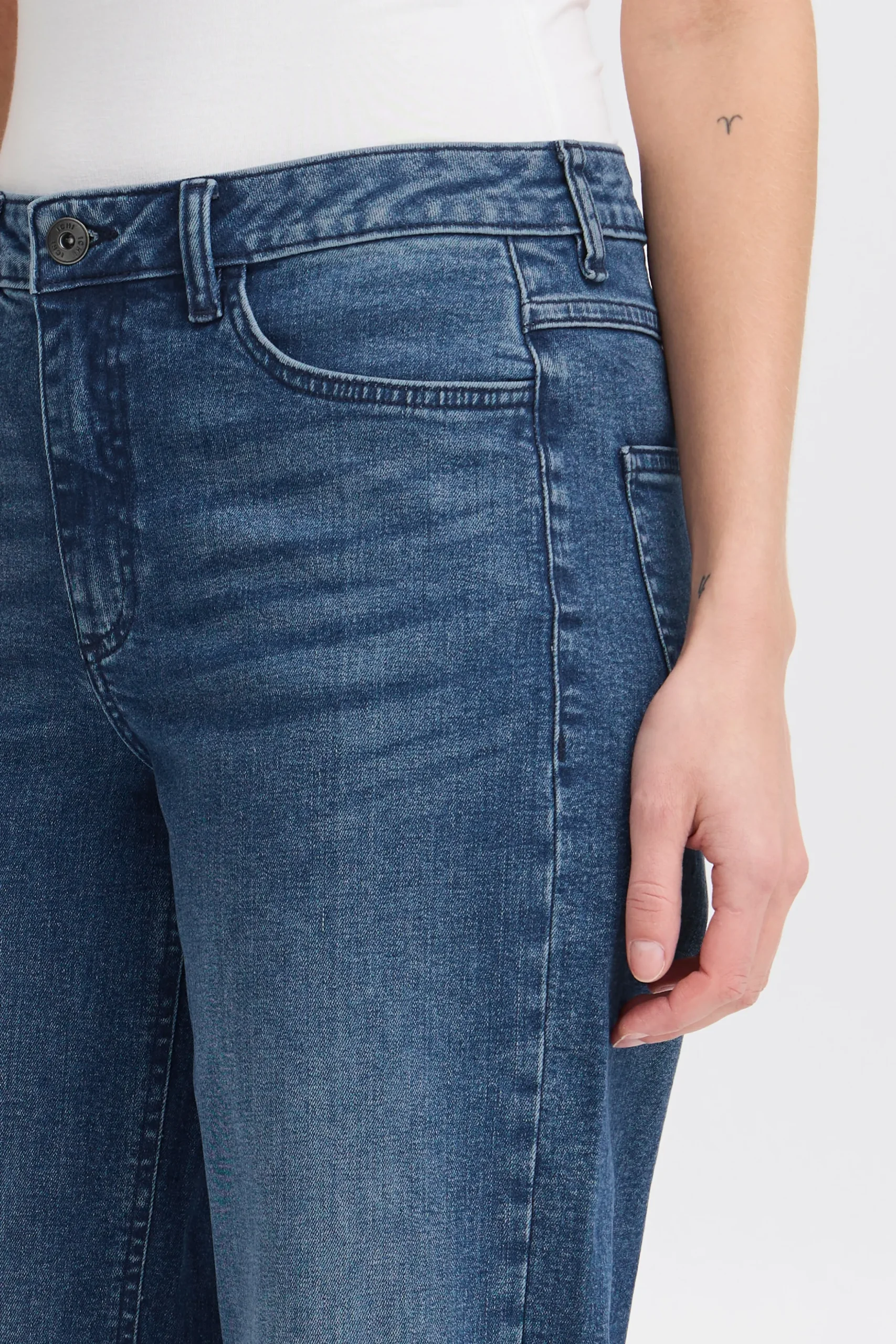 IHTWIGGY Jeans
