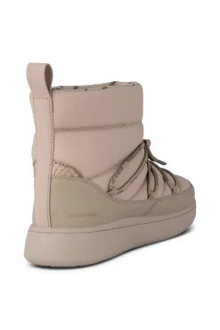 Isa Boots