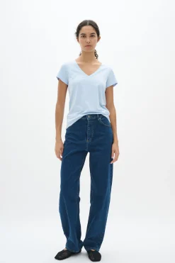 IsakayaIW T-shirt